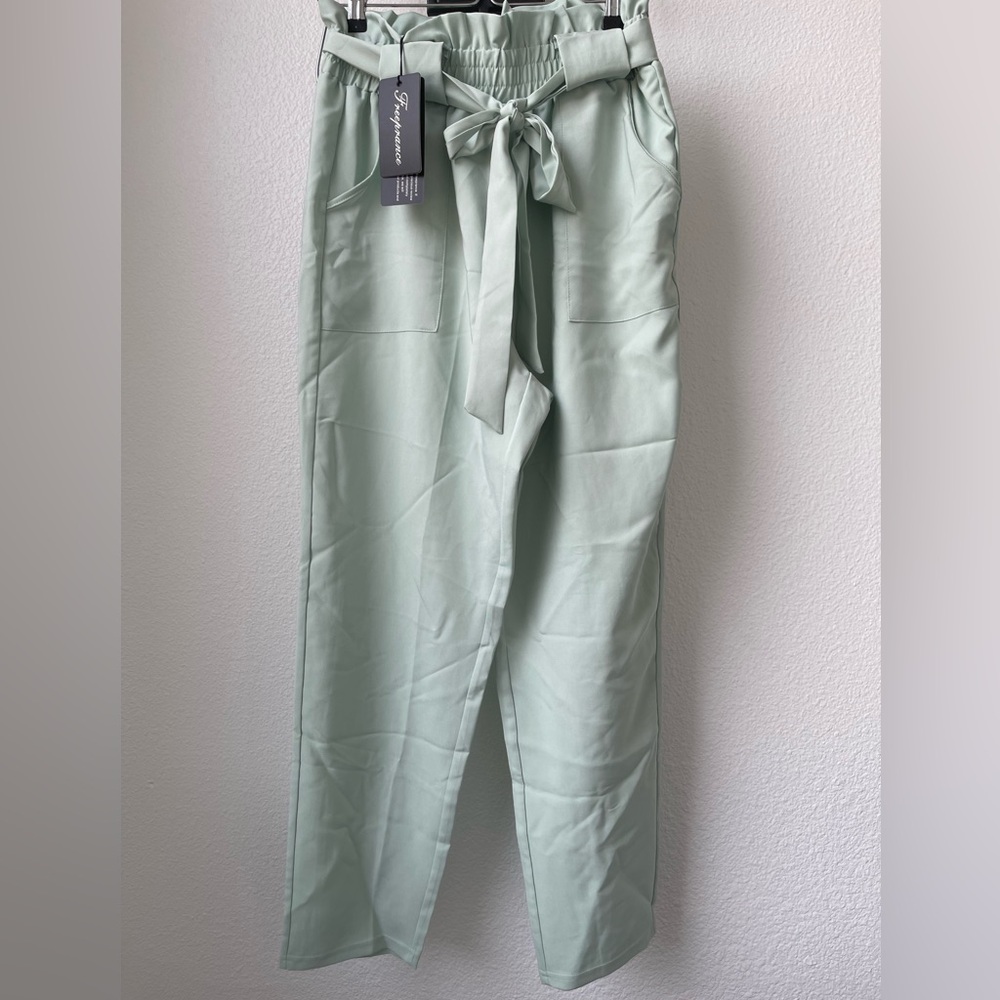 NWT Freeprance Women's Trouser Paper Bag Pants Elastic Waist Slim Pockets SZ L